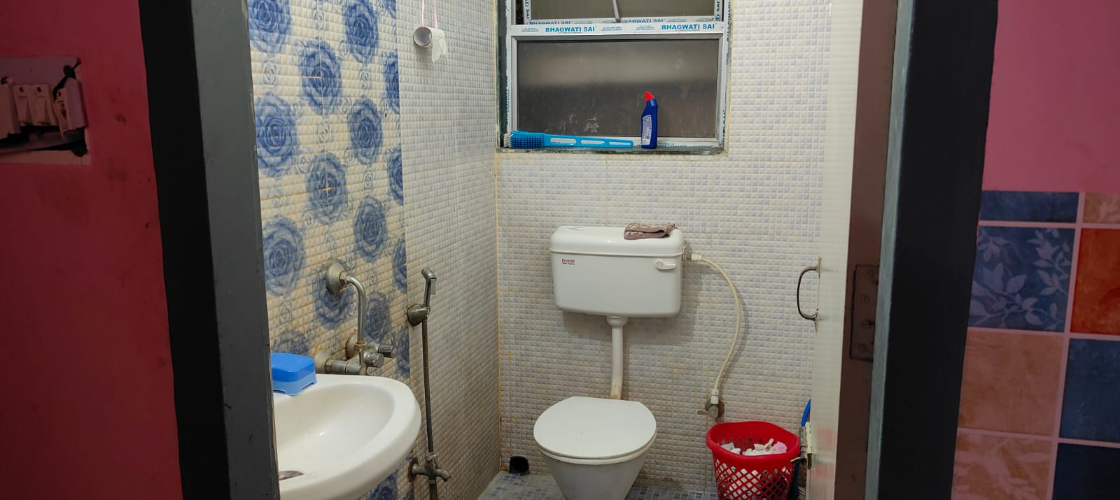 Semi Furnished 3bhk in Ganesh Mandir Road, Jyoti Nagar, Noonmati, Guwahati, Assam, India for Rent